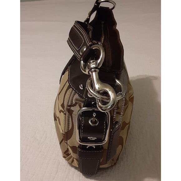 Coach Signature Zoe Canvas Handbag - Picture 7 of 16